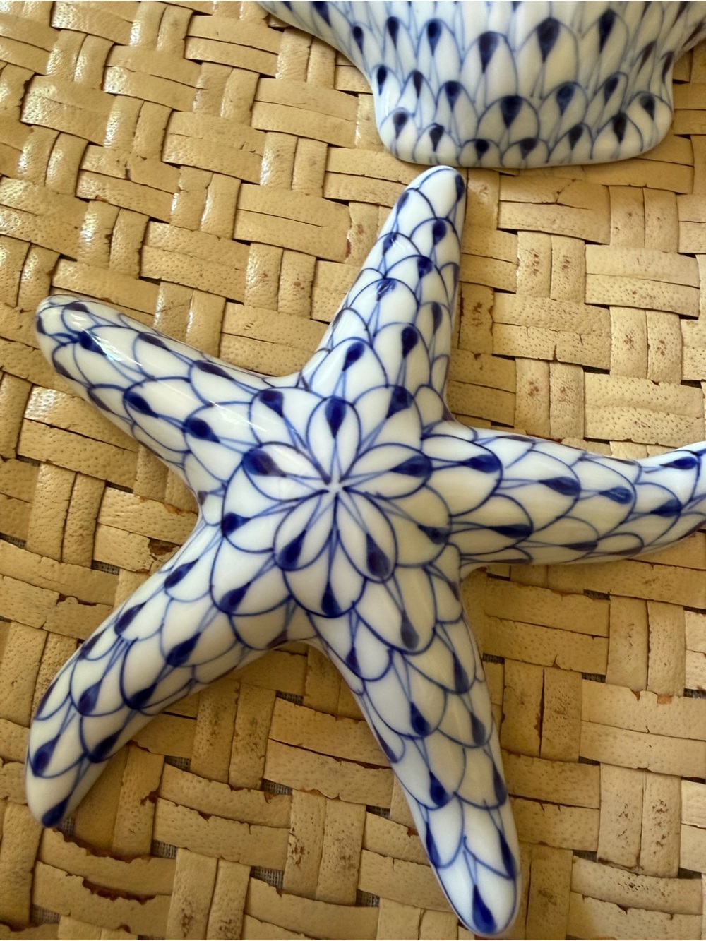 Vintage Nautical porcelain Star Fish Clam Conch Sea Shells (3) Blue/ White - Picture 12 of 13
